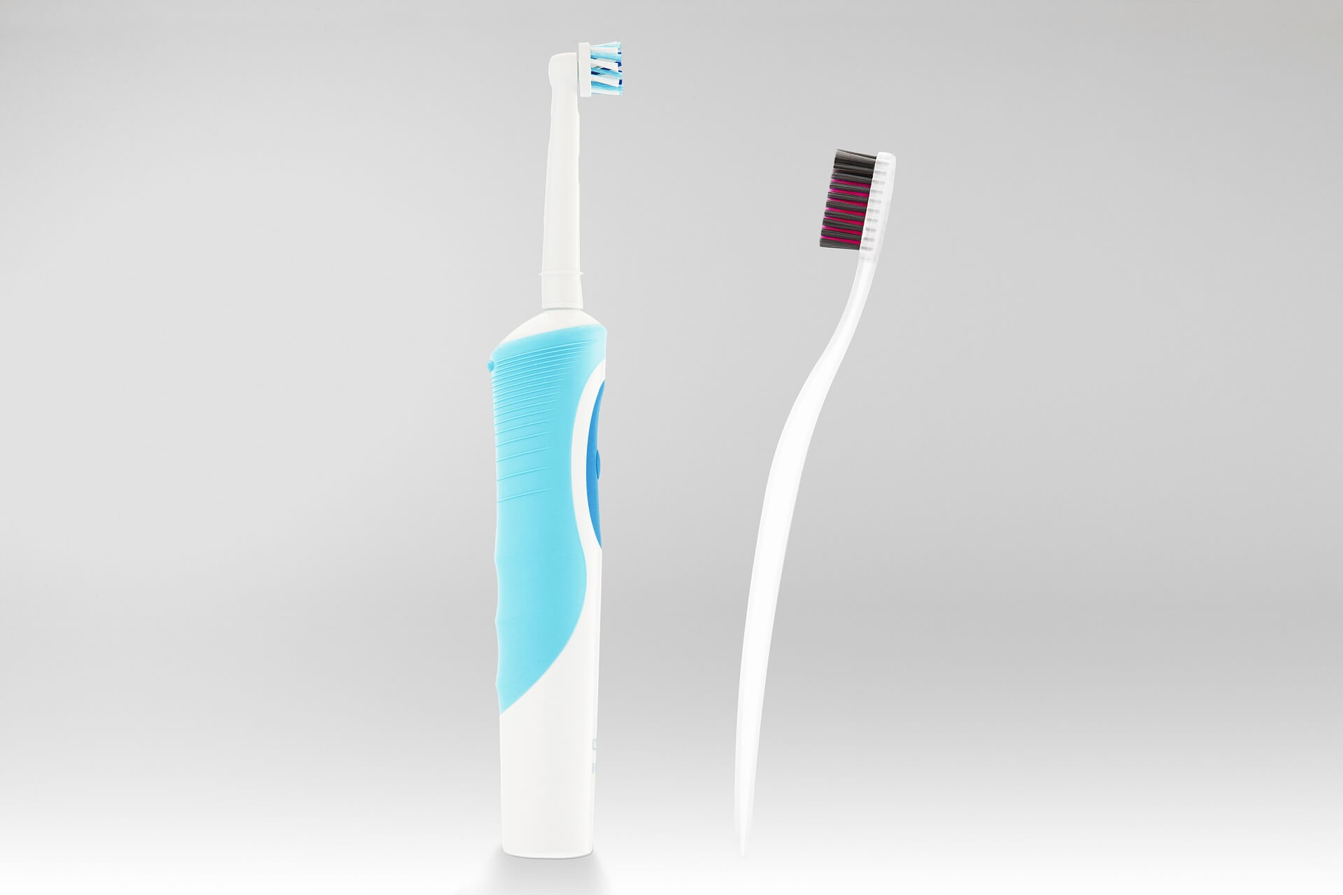 toothbrush intimidated by electric toothbrush