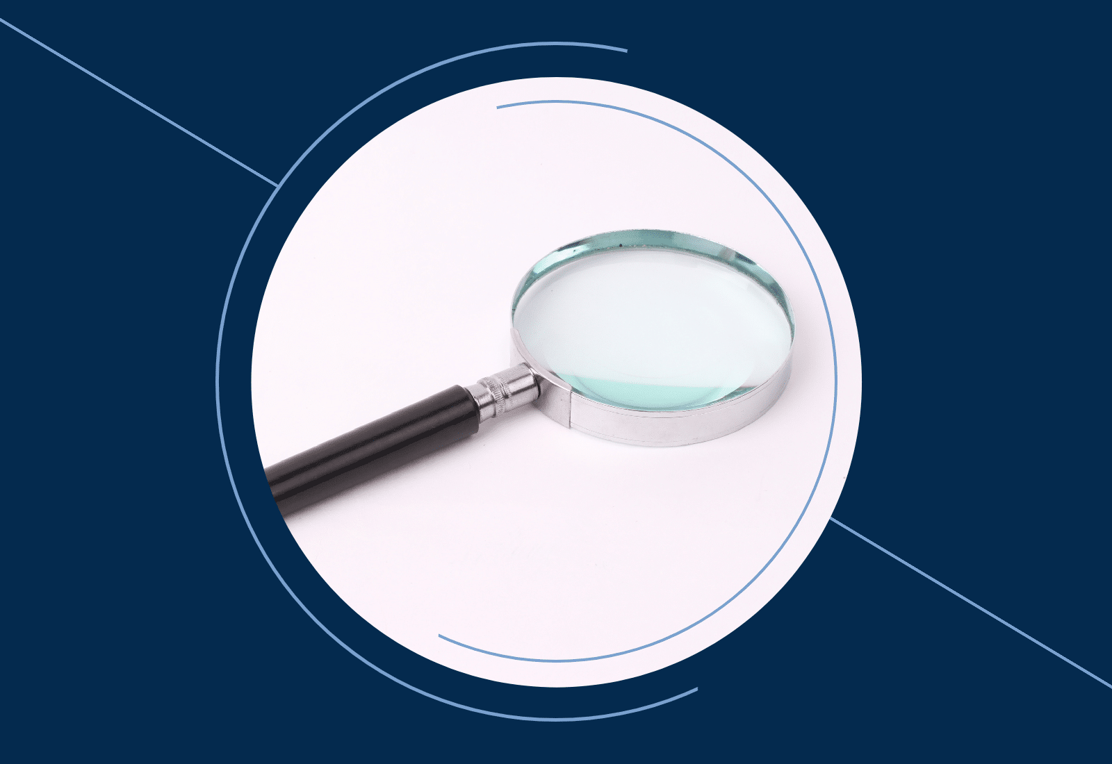 magnifying glass inside a circle